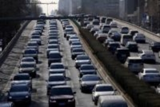 中国の1月新車販売、14％減　「新エネ車」前月から半減