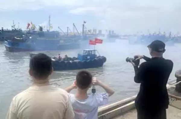 中国、東シナ海の漁解禁　過去に民兵訓練、日本注視