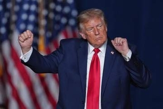 米、留学生の一時就労1千万円　トランプ政権、申請費140倍に