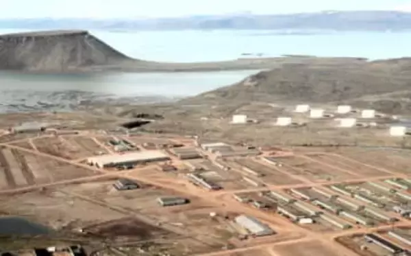 米軍基地限定の主権要求に変更か　トランプ氏、グリーンランド巡り