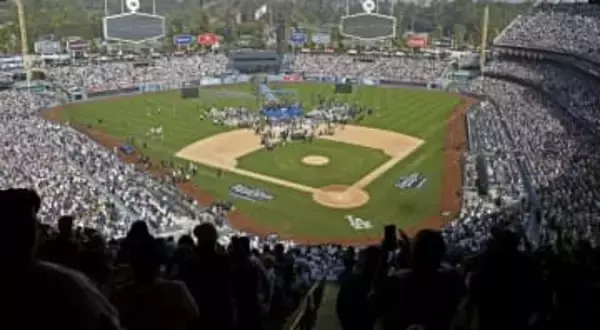 大谷本拠地に「ユニクロ」　ドジャース契約合意と報道