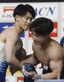 「橋本首位、V3狙う岡2位　体操NHK杯、男子1回目」の画像1