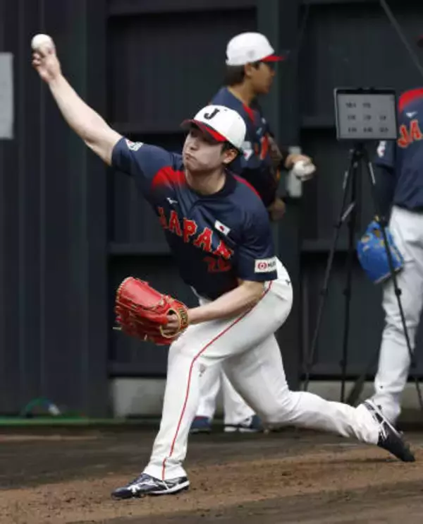 森下が鋭い打球を放つ　WBC日本代表合宿