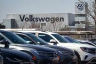VW、米工場でのEV生産見直し　需要低迷でガソリン車に切り替え