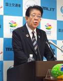 「国交相、JR東日本に不快感　施設貸付料の合意文書公開巡り」の画像1