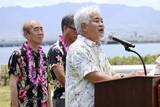 「真珠湾に原爆の「残り火」　平和願い吹き消す」の画像1