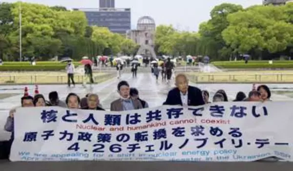 「核と人類共存できない」　広島原水禁が座り込み