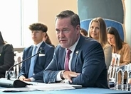 自衛隊の「支援を約束」と米大使　米CBSテレビで、日本は反論