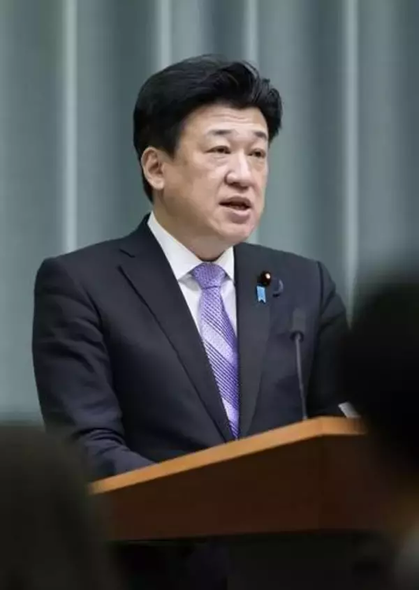 「首相の米大統領賛辞に理解　官房長官「建前ではない」」の画像