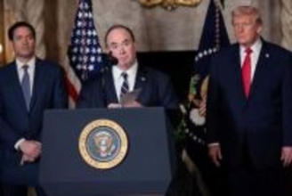 米海軍長官が退任、幹部人事混乱　ヘグセス国防長官と確執