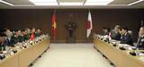 「高速揚陸艇の共同開発を検討　防衛相、ベトナム副首相と会談」の画像1