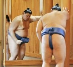 横綱大の里、基礎運動で調整　難敵ぞろいの序盤、集中力高める