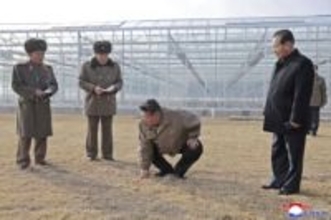 北朝鮮で温室農場が完成間近　金正恩氏「黄金の島」と称賛