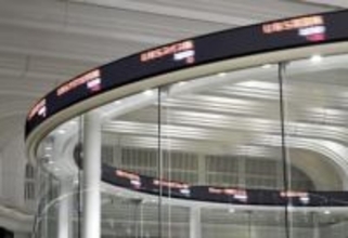 東証続落、一時700円安　午前終値4万9523円