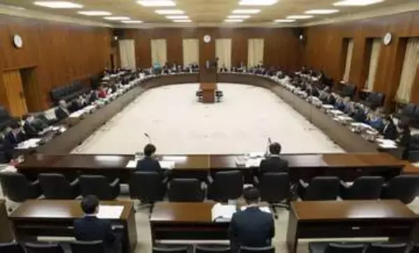 緊急事態条項創設を―自民　任期延長改憲に反対―立民