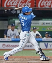 西2―11日（23日）　日本ハムが大勝