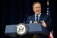 英外相「無謀な攻撃やめよ」　イランに緊張緩和要求