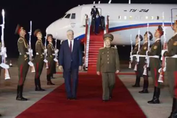 ロ朝、警察連携強化か　内相が平壌到着