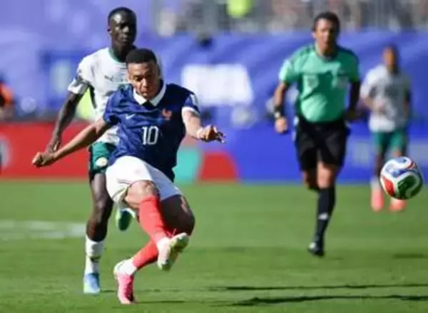 フランス3―1セネガル　フランス、後半に3点