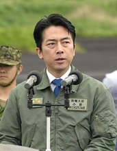 迎撃無人機早期取得へ募集　防衛相、企業に呼びかけ