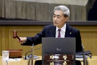 韓国銀行、3年半ぶり利上げ決定　物価抑制へ、年2.75％に