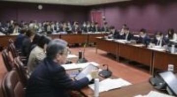 福岡市、広告トラック規制強化へ　風俗店求人広告など、条例改正案