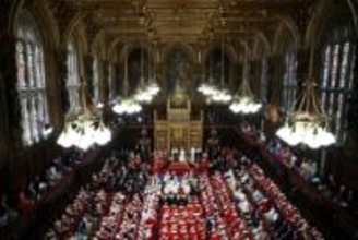 英上院、世襲制度を廃止へ　特権撤廃、議会の近代化で