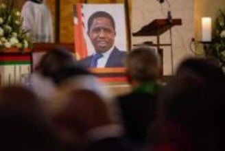 ザンビア前大統領の埋葬見通せず　現職と遺族対立