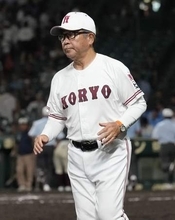 広陵元監督、高校参与辞任　野球部内の暴力巡り