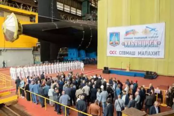 ロシア、最新鋭の原潜の進水式　北方艦隊配備へ