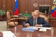 日本のペンはよく回る？　プーチン大統領使用と国営ラジオ