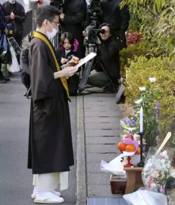 京都精華大生刺殺から19年　遺族ら、法要やチラシ配り