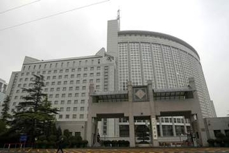 「防衛白書は内政干渉だ」　中国外務省、日本に抗議