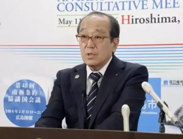 「いろいろ言われる」と広島市長　教育勅語引用取りやめで