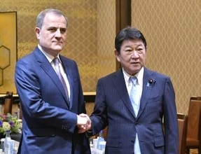 エネ安保分野協力で一致　日アゼルバイジャン外相