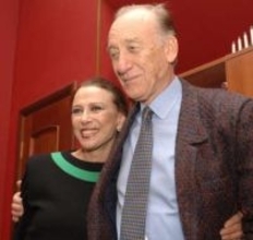 「世紀のバレリーナ」散骨　夫婦で祖国ロシアに