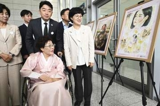 韓国、慰安婦の悲劇繰り返さない　問題語り継ぐ記念日、政府が式典