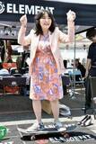 「財務相「生活の圧迫なくしたい」　スポーツや音楽体験を視察」の画像1