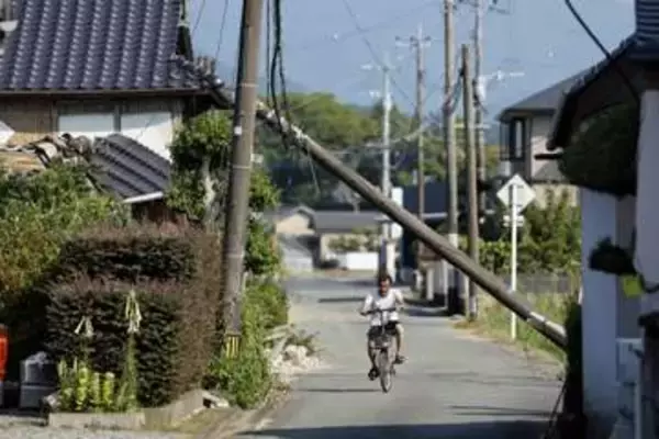 臨時休業や催し中止「70件」　夏休み直撃、観光に痛手