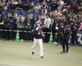 初戦は6日、早くも大谷に大歓声　存在感別格、グッズ売り場に行列