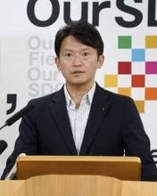 兵庫・斎藤知事、慰霊式参加せず　尼崎脱線事故の追悼行事