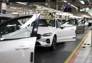 ボルボ、2500人削減へ　中国不振、経営合理化
