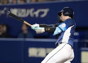 中1―4西（7日）　西武、十二回に勝ち越し