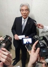 中曽根氏「言葉に不適切な点」　皇位継承巡る自身の発言で