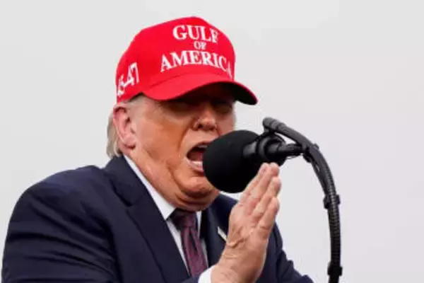 トランプ氏、牙城引き締め　テキサス州、危機感あおる