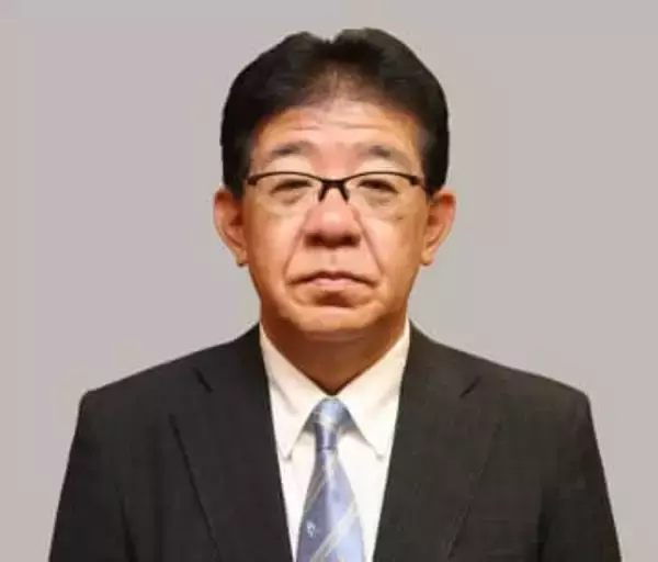 日本関係損傷船、オマーン湾外に　空から落下物、国交相