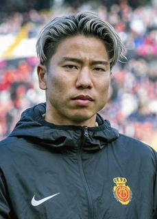 浅野拓磨が10年ぶり広島復帰　元日本代表FW