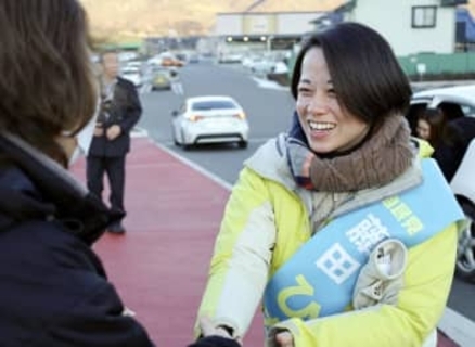 妊娠と出産と「衆院選立候補」　乗り切った女性たち