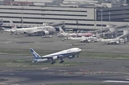 国内線苦戦、路線維持へ減便調整　航空各社、ビジネス客低迷で