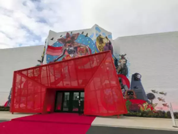 ネトフリ、米で体験型施設を開業　人気作品の世界観を再現